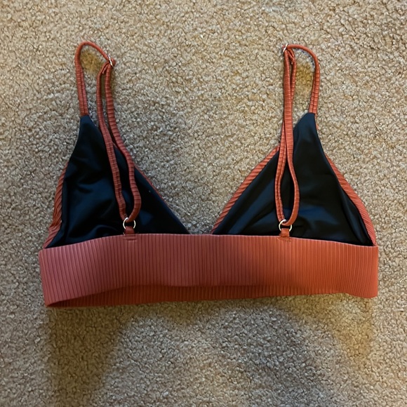 Brown Rust Color Ribbed Bikini Top - Picture 2 of 3